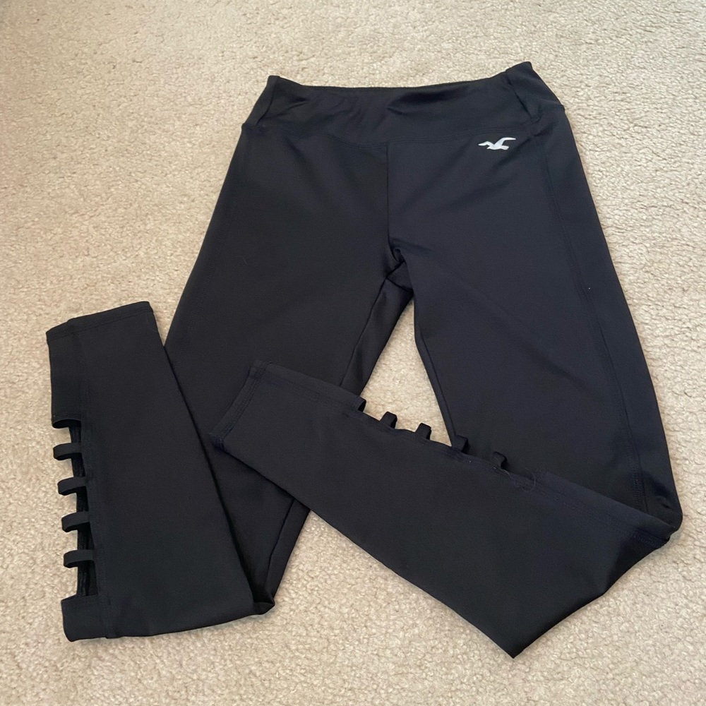 Hollister black leggings small
